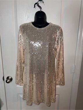 Gianni Bini Champagne Sequin Mini Dress.